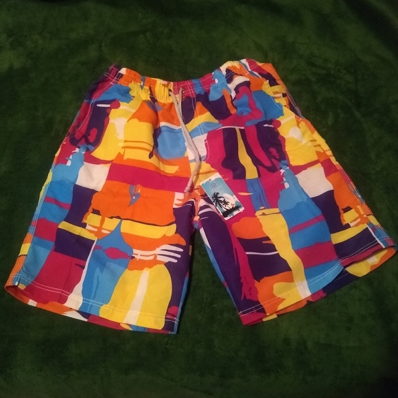 Vibrant Colorblock Set - Picture 2 of 3